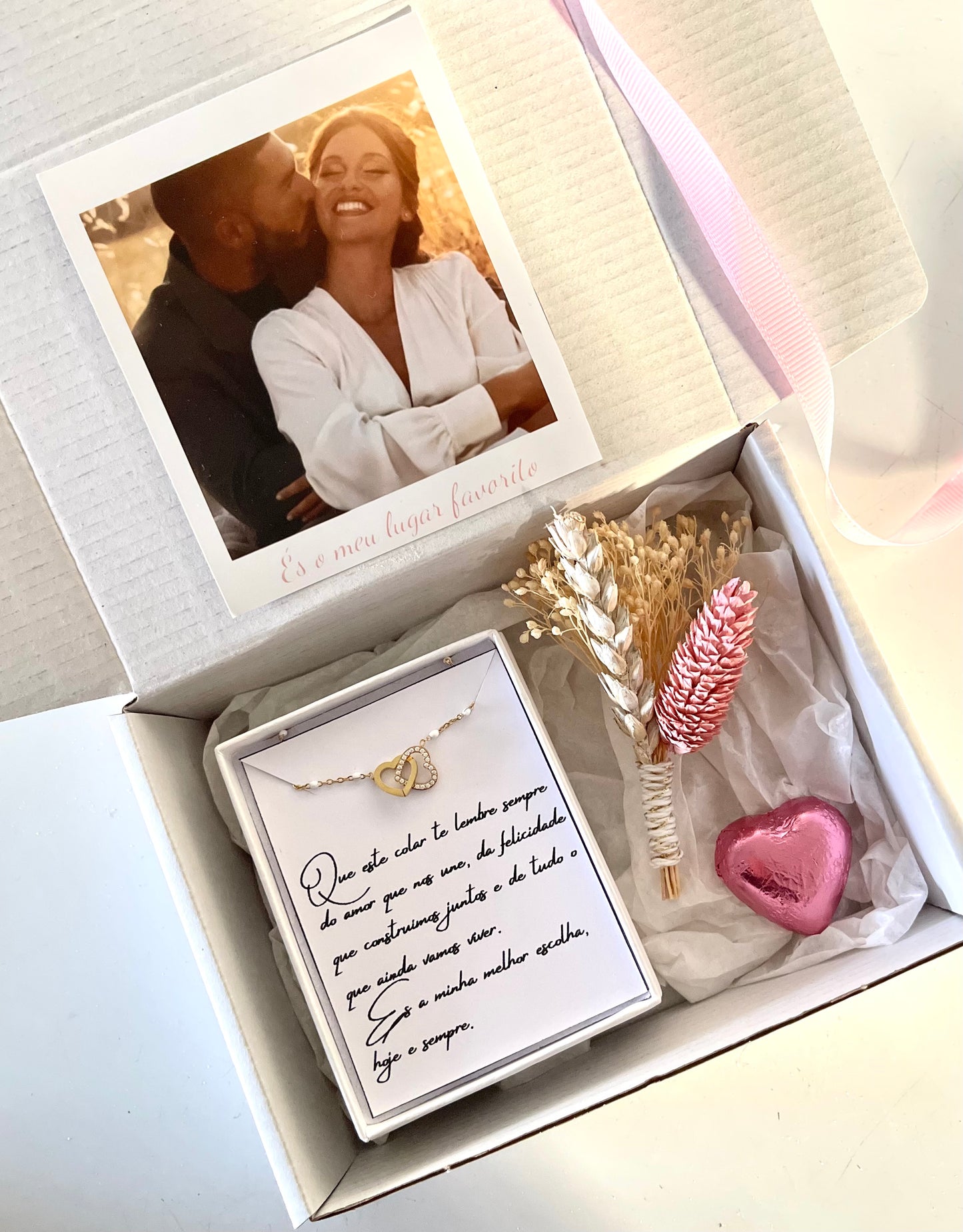 Box Our Story - Colar Corações Entrelaçados